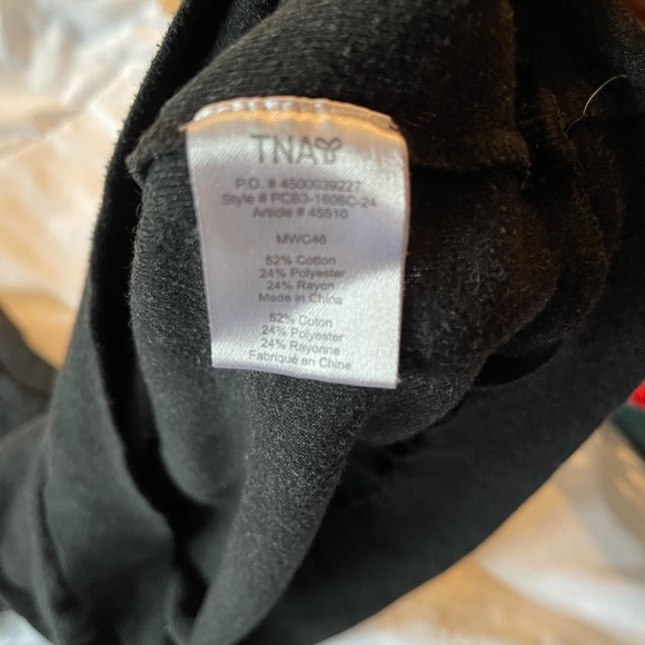 TNA comfy tee - Picture 3 of 4